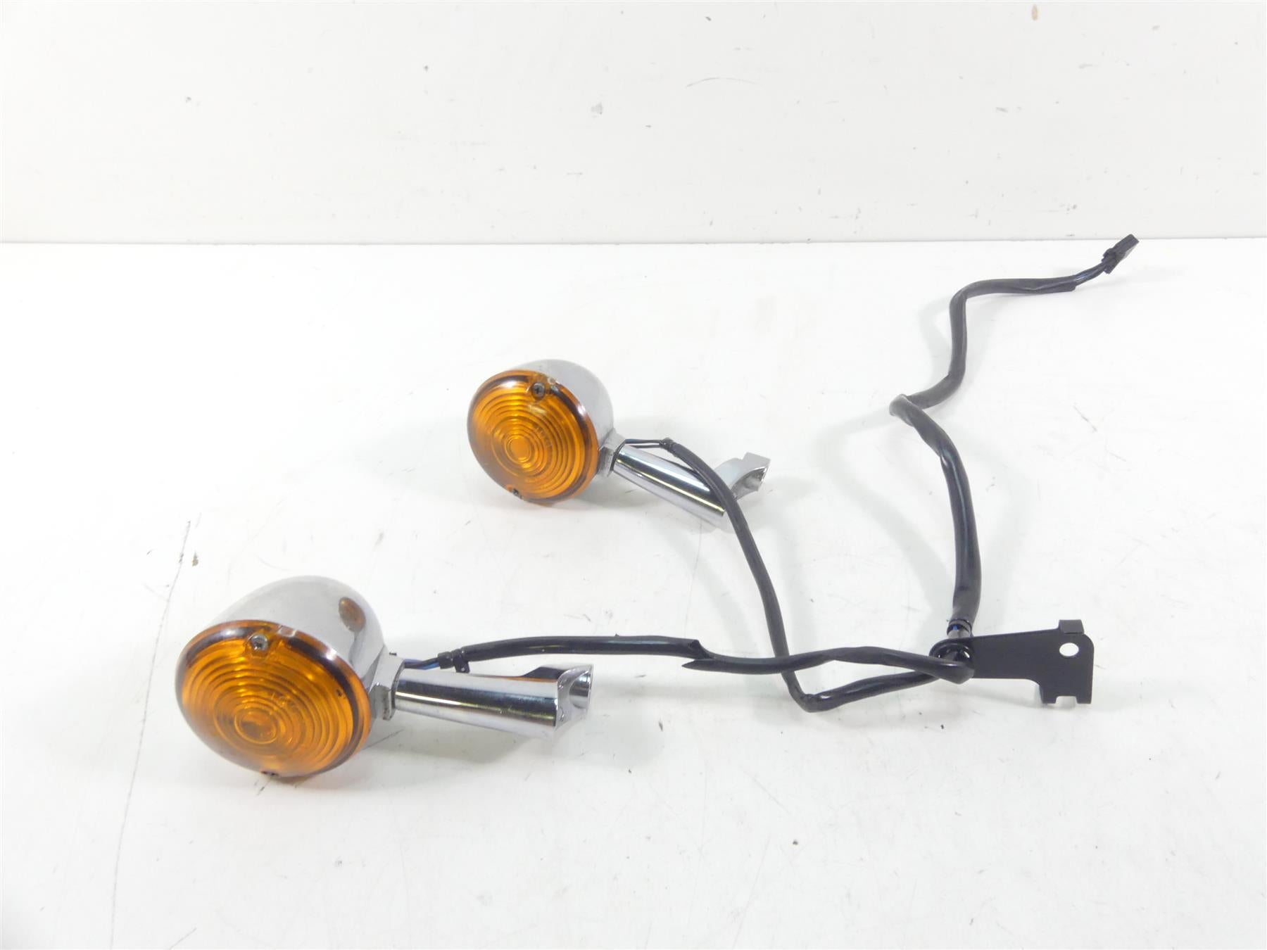 2000 Harley Dyna FXR4 CVO Super Glide Front Chrome Blinker Turn Signals 68395-95 {{ shop.shopifyCountryName }} - Mototech271