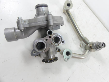 2019 Triumph Street Triple 765R Oil & Water Pump Assembly Set T1210292 {{ shop.shopifyCountryName }} - Mototech271