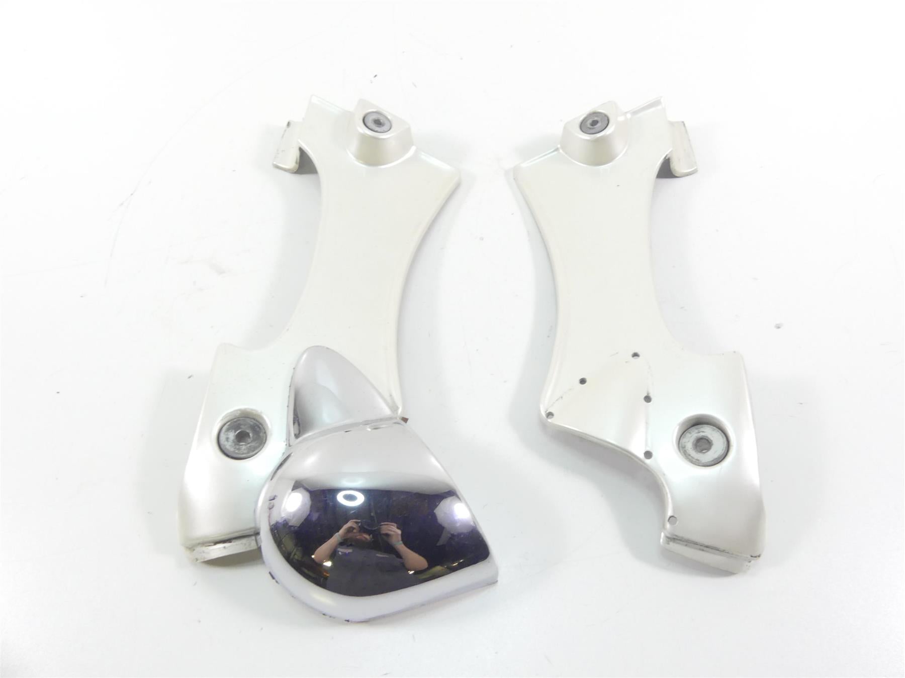 2001 Moto Guzzi California Sp 1100 Left Right Trim Cover Fairing Set GU03467330 {{ shop.shopifyCountryName }} - Mototech271