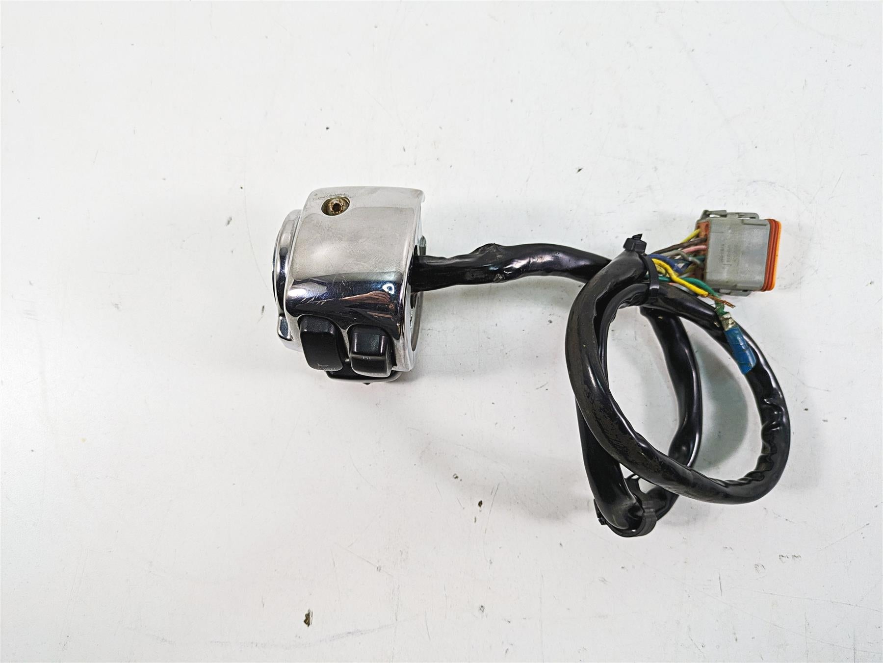 1999 Harley Touring FLHTC Electra Glide Left Hand Control Switch -Read 71598-96A {{ shop.shopifyCountryName }} - Mototech271
