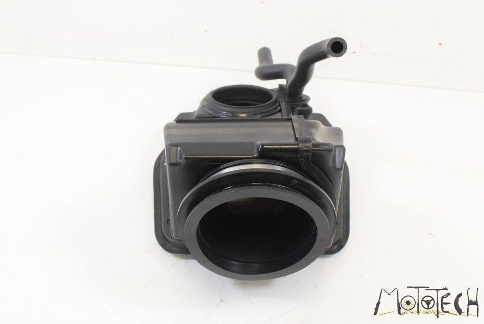 2019 Indian Scout Airbox Air Box Cleaner Breather Filter Housing 5453256-01 {{ shop.shopifyCountryName }} - Mototech271