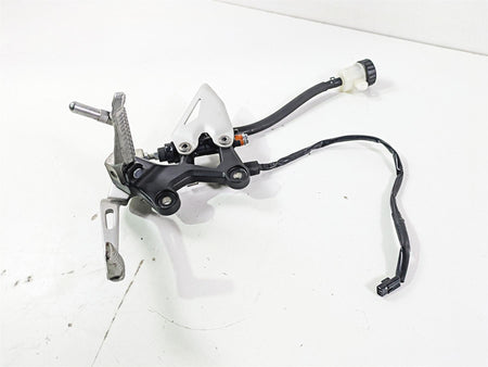 2023 Kawasaki EX400 Ninja Right Footpeg + Brake Lever Master Cylinder 35063-1408 {{ shop.shopifyCountryName }} - Mototech271
