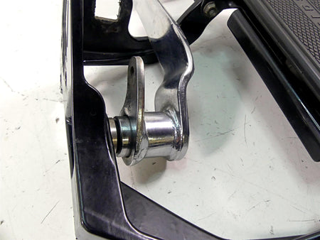 2013 Harley Softail FLSTFB Fat Boy Lo Right Front Floorboard Br Ped Set 42431-11 {{ shop.shopifyCountryName }} - Mototech271