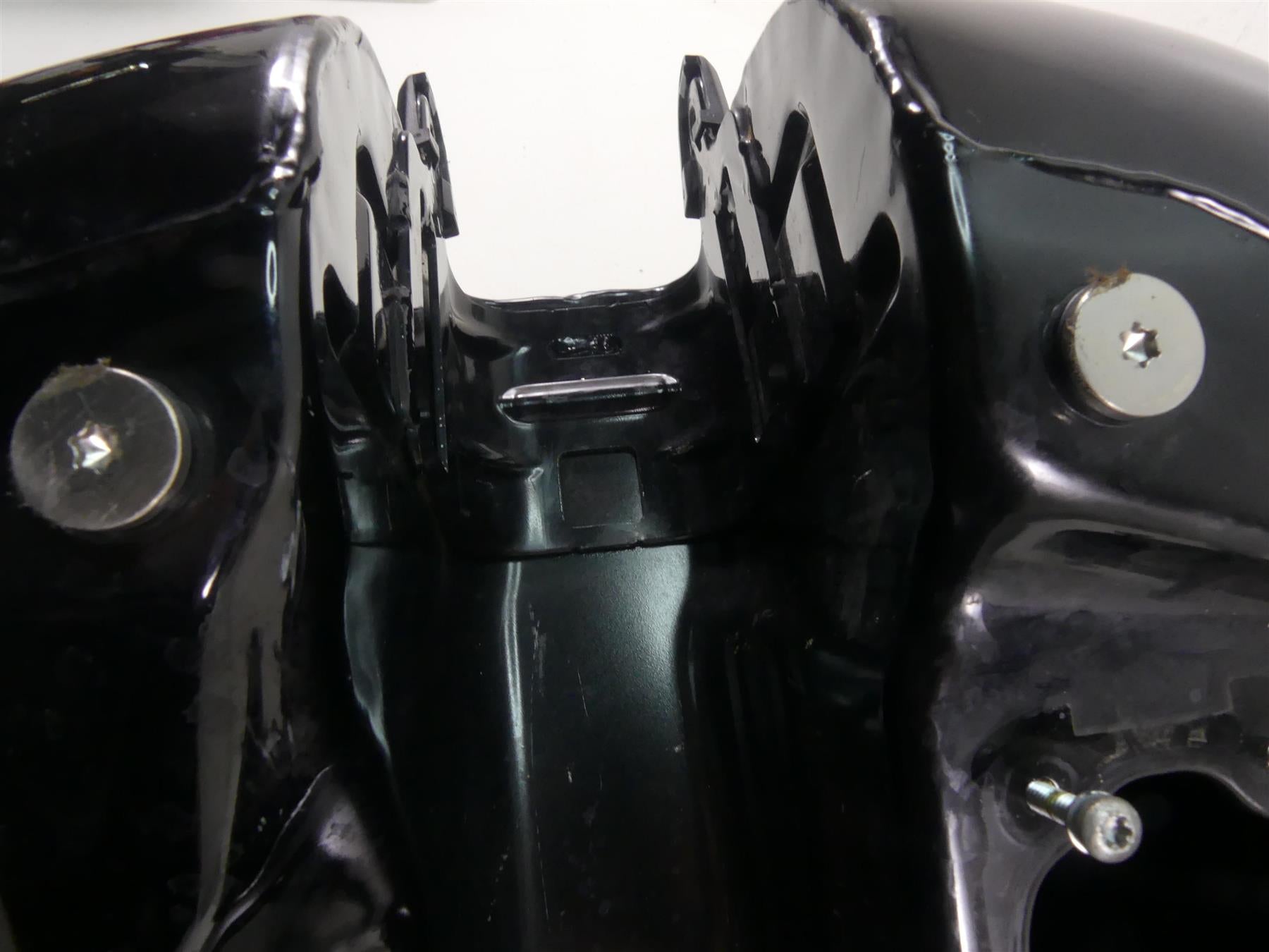 2021 Harley Softail FLSB Sport Glide Fuel Gas Petrol Tank - Read 61000674 {{ shop.shopifyCountryName }} - Mototech271