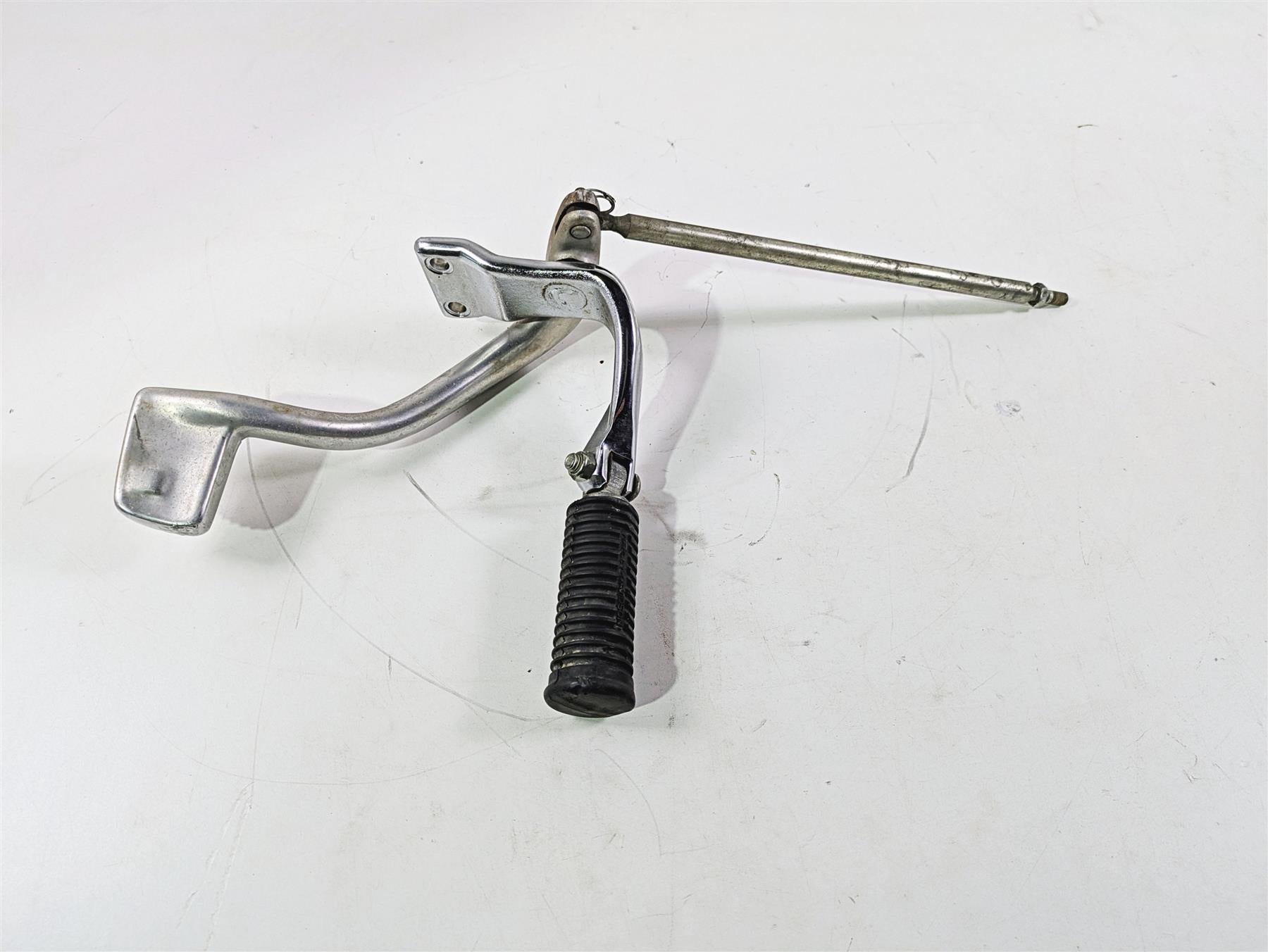 2008 Harley FXDL Dyna Low Rider 105TH Right Rider Footpeg Brake Pedal 50649-90 {{ shop.shopifyCountryName }} - Mototech271