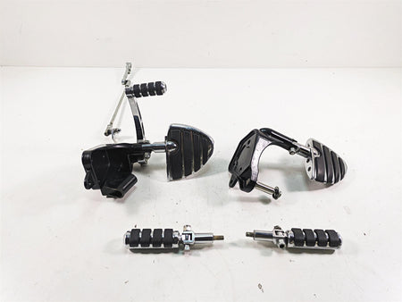 2000 Harley FXSTS Softail Springer Front Rear Footpeg & Shifter Set 33683-00 {{ shop.shopifyCountryName }} - Mototech271