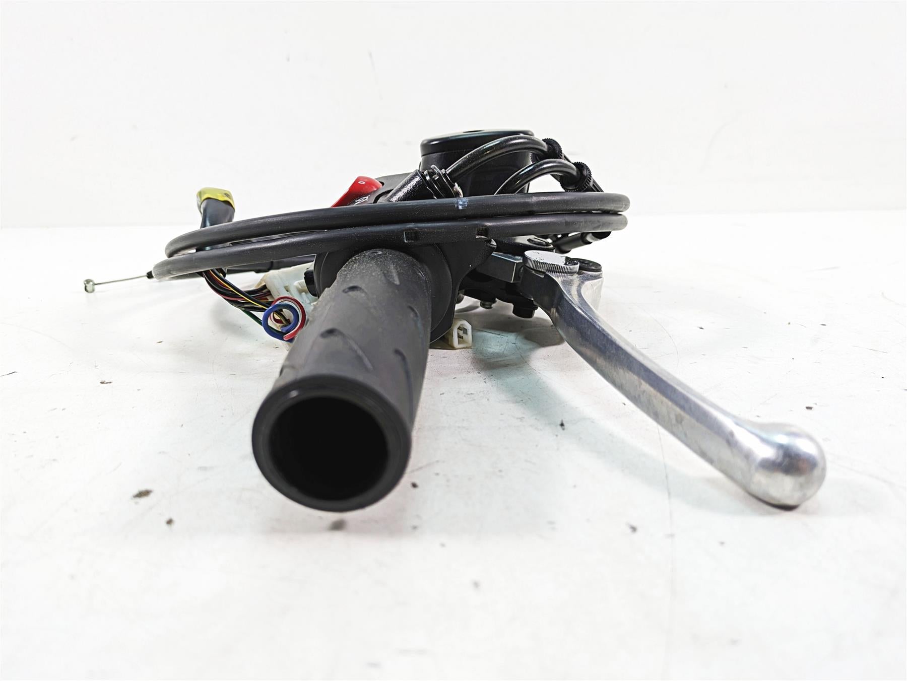 2011 Triumph America Front Brake Master Cylinder & Control Switch Set T2026200 {{ shop.shopifyCountryName }} - Mototech271