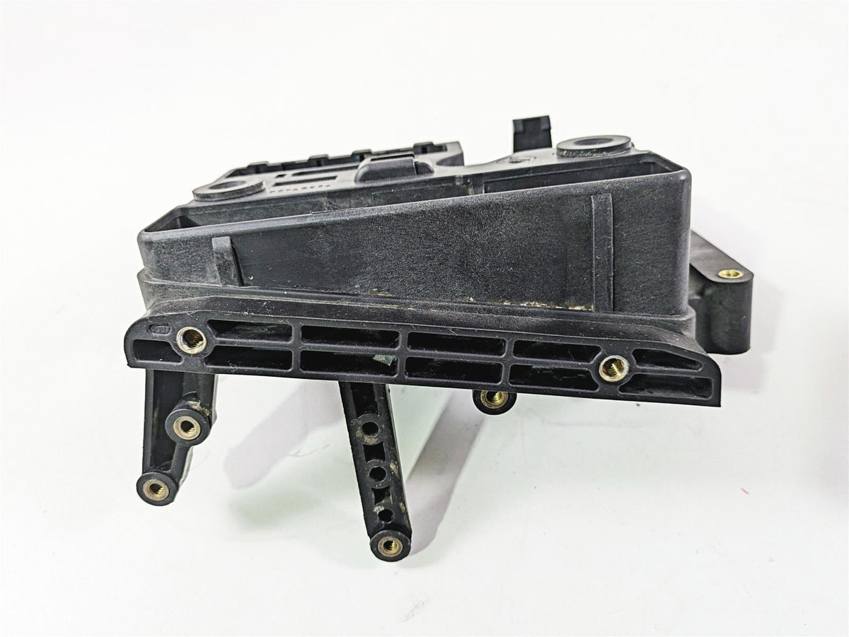 2011 Harley FXDC Dyna Super Glide Electric Tray Stay Holder 70367-04 {{ shop.shopifyCountryName }} - Mototech271