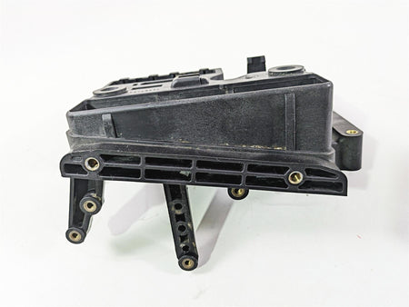 2011 Harley FXDC Dyna Super Glide Electric Tray Stay Holder 70367-04 {{ shop.shopifyCountryName }} - Mototech271