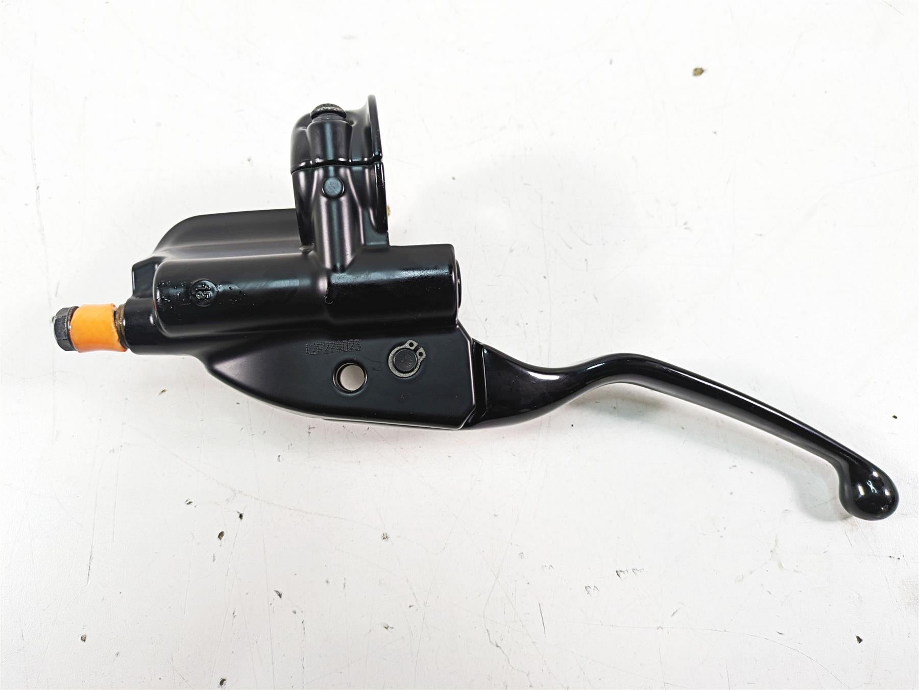 2013 Harley Touring FLHX Street Glide Front Brake Master Cylinder 42855-06D {{ shop.shopifyCountryName }} - Mototech271