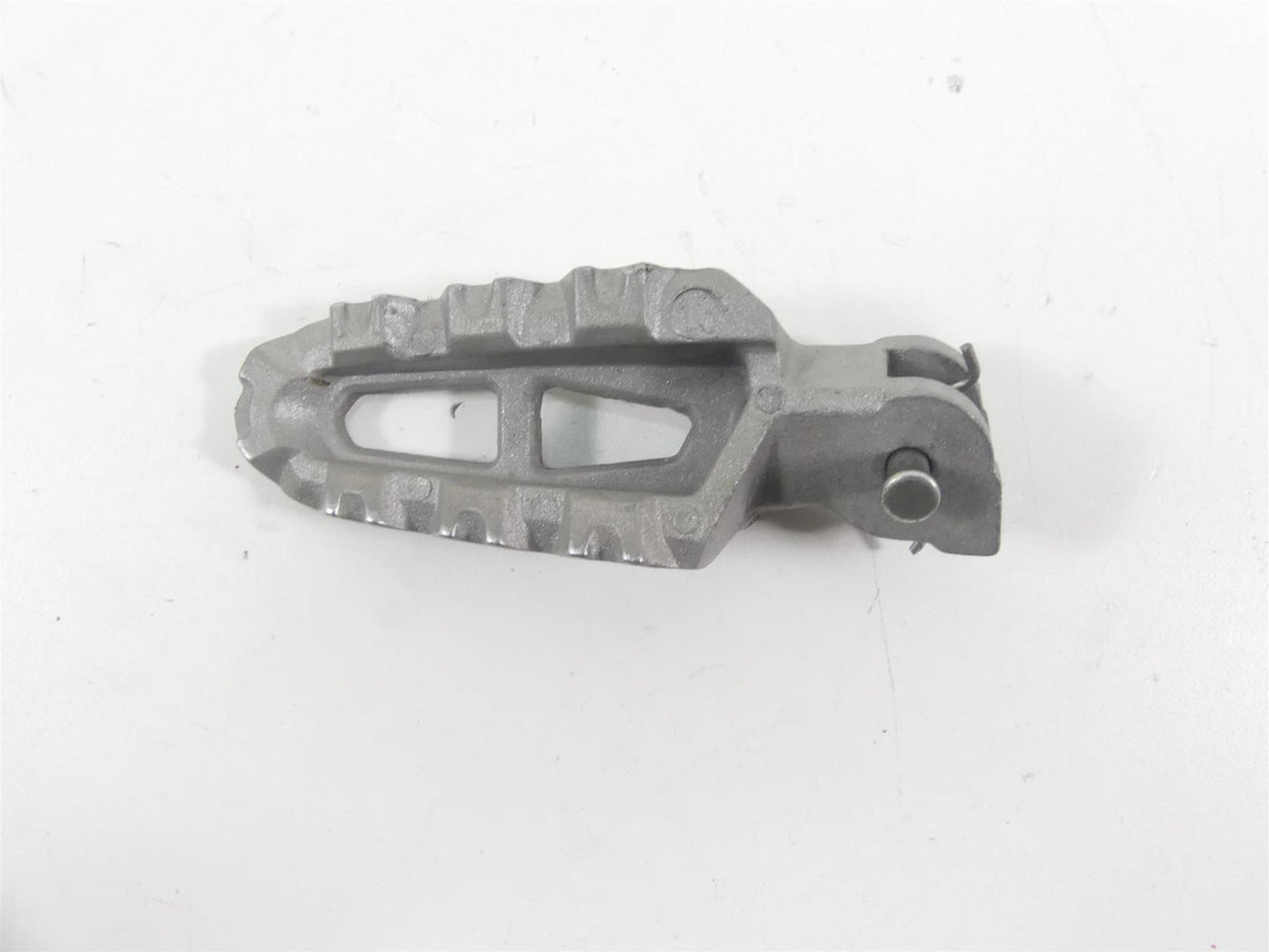 2014 Ducati Hypermotard 821 SP Right Driver Rider Footpeg Foot Peg 46410591AA {{ shop.shopifyCountryName }} - Mototech271