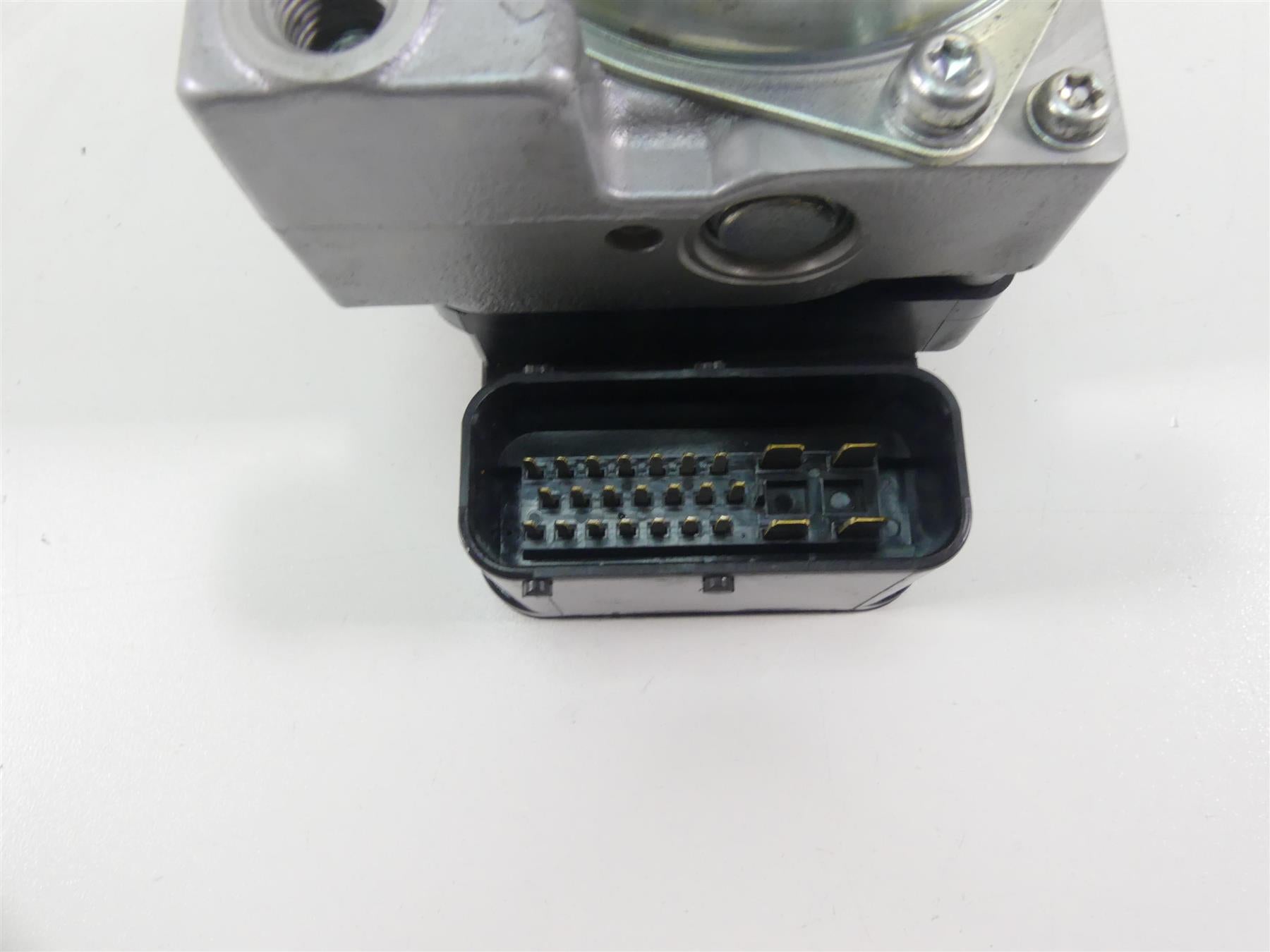 2015 Victory Cross Country Tour Nissin Abs Brake Pump Unit Module 1911694 {{ shop.shopifyCountryName }} - Mototech271
