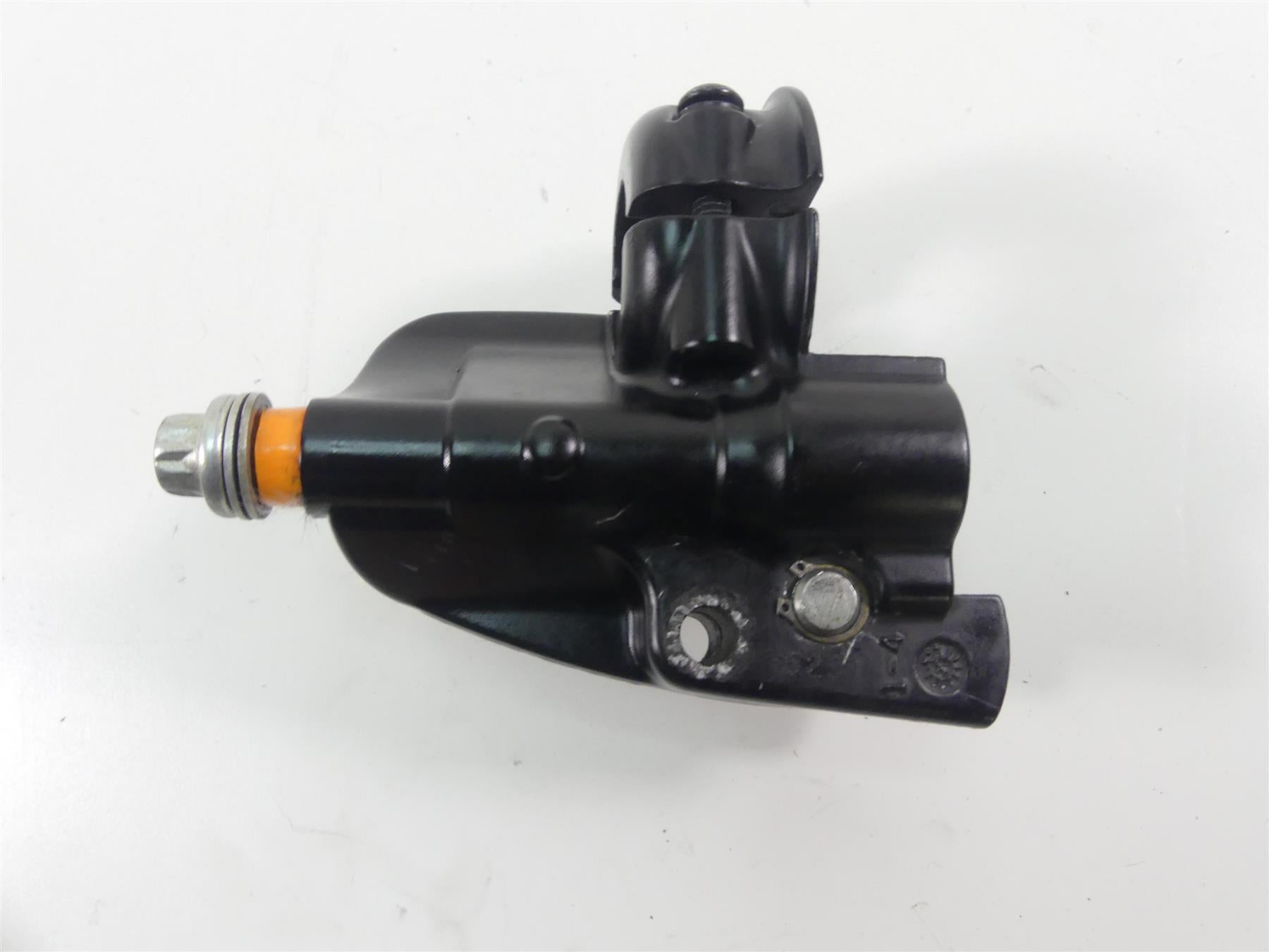 1999 Harley FXSTS Softail Springer Front Brake Master Cylinder 9/16" 45019-96F {{ shop.shopifyCountryName }} - Mototech271