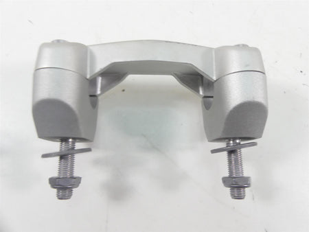 2020 Triumph Speed Triple RS 1050 Handlebar Holder Riser Set T2042064 T2041599 {{ shop.shopifyCountryName }} - Mototech271