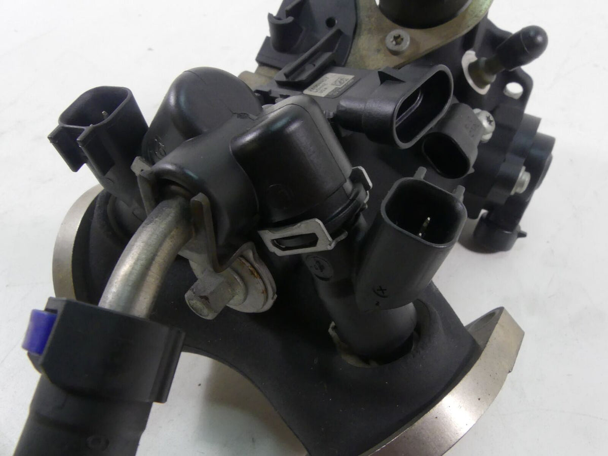 2006 Harley Touring FLHCU SE CVO Throttle Body Bodies Fuel Injectors 27708-06 {{ shop.shopifyCountryName }} - Mototech271