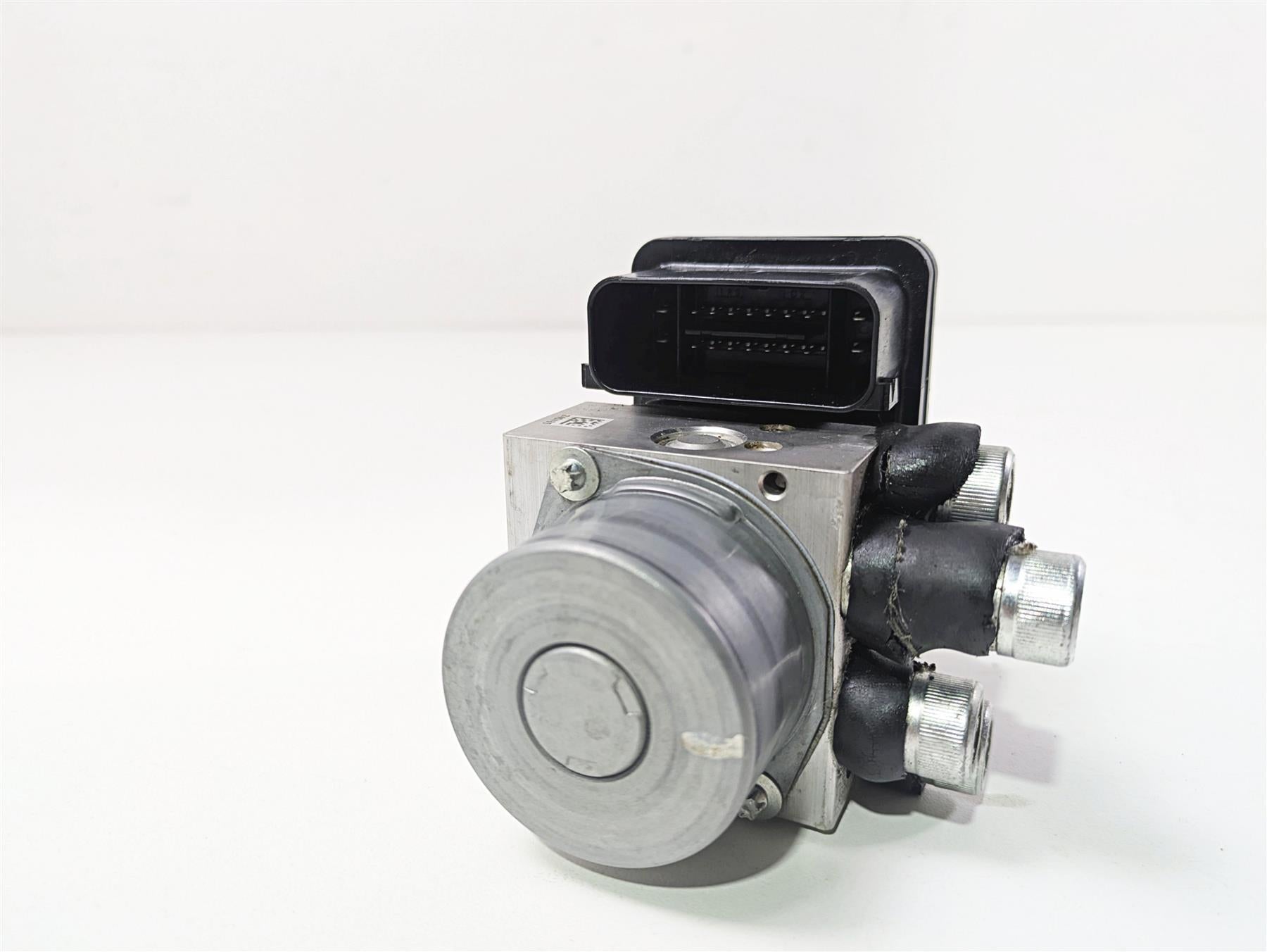 2024 Kawasaki ZX6R ZX636 Ninja Abs Brake Pump Unit Module 16082-0875 {{ shop.shopifyCountryName }} - Mototech271