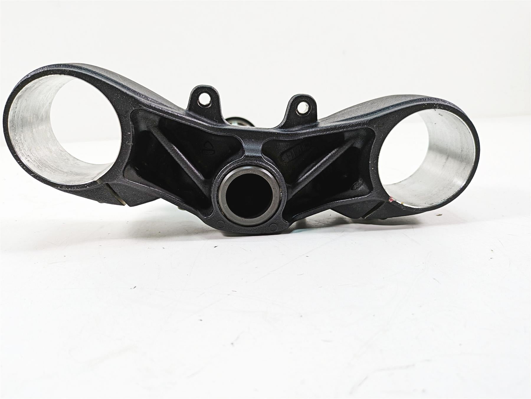 2020 Ducati Hypermotard 950 SP Lower Triple Tree Steering Clamp 34220763AA {{ shop.shopifyCountryName }} - Mototech271