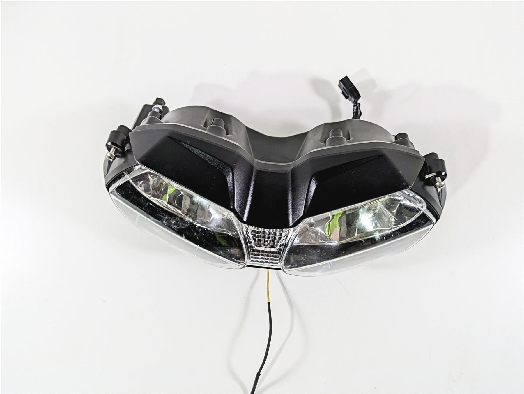 2015 Triumph Tiger Explorer XC Headlight Head Light Lamp Lens - Read T2701517 {{ shop.shopifyCountryName }} - Mototech271