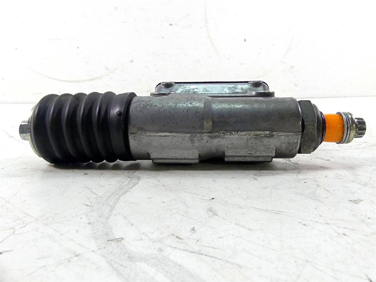 1997 Harley Sportster XL1200 C Rear Brake Master Cylinder 42456-87D {{ shop.shopifyCountryName }} - Mototech271
