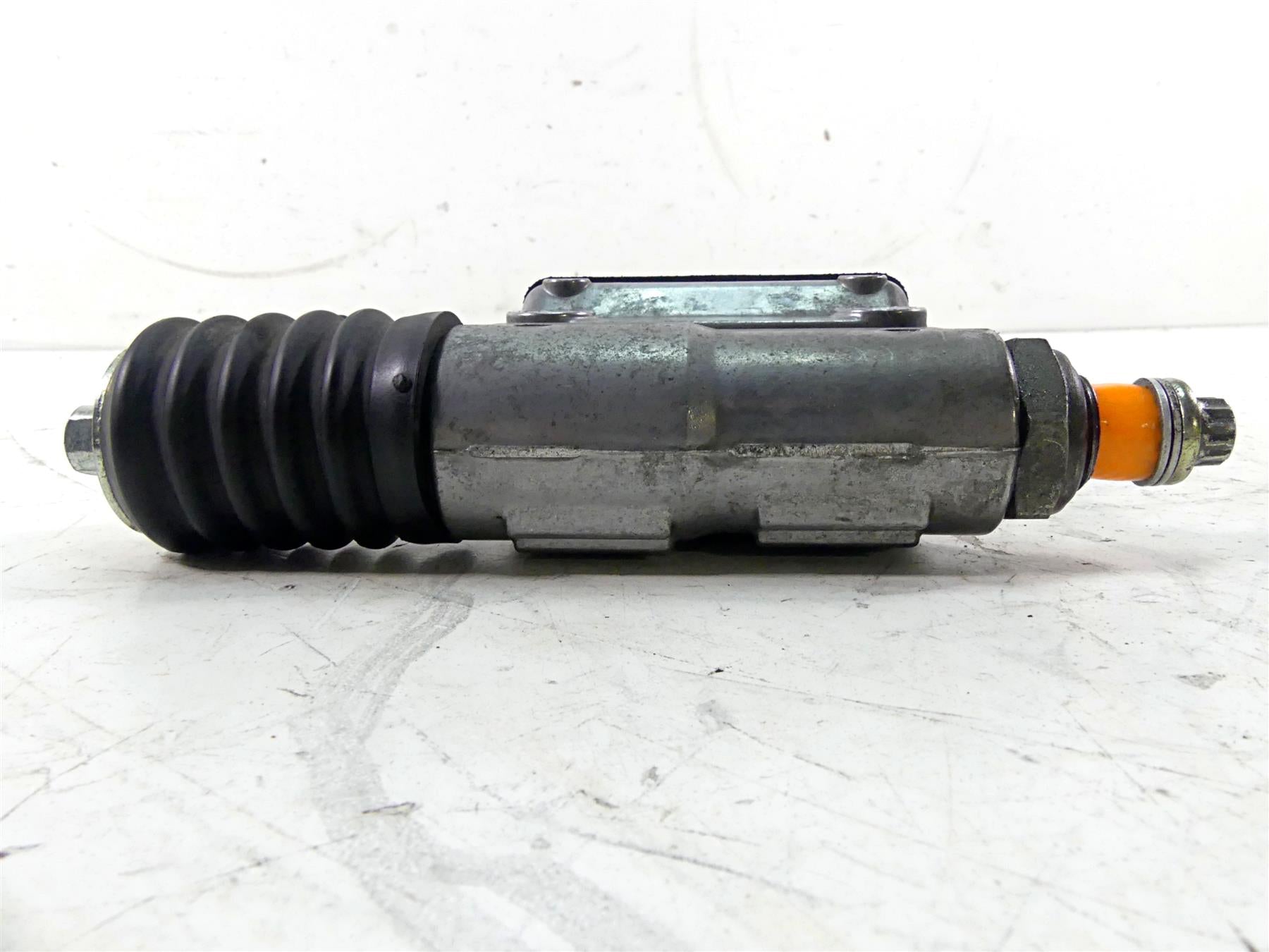 1997 Harley Sportster XL1200 C Rear Brake Master Cylinder 42456-87D {{ shop.shopifyCountryName }} - Mototech271