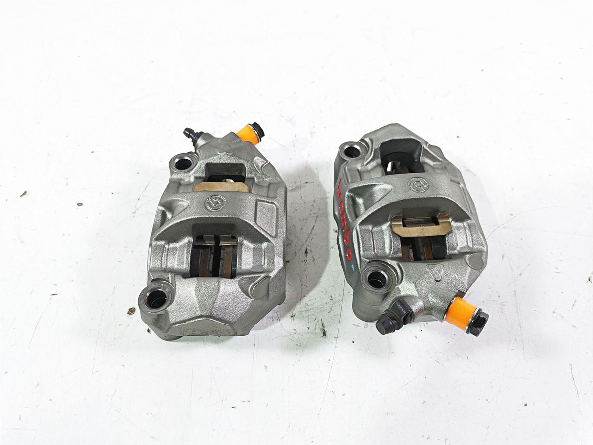 2023 Triumph Street Triple 765 RS Brembo Front Brake Caliper Set 100mm T2022367 {{ shop.shopifyCountryName }} - Mototech271