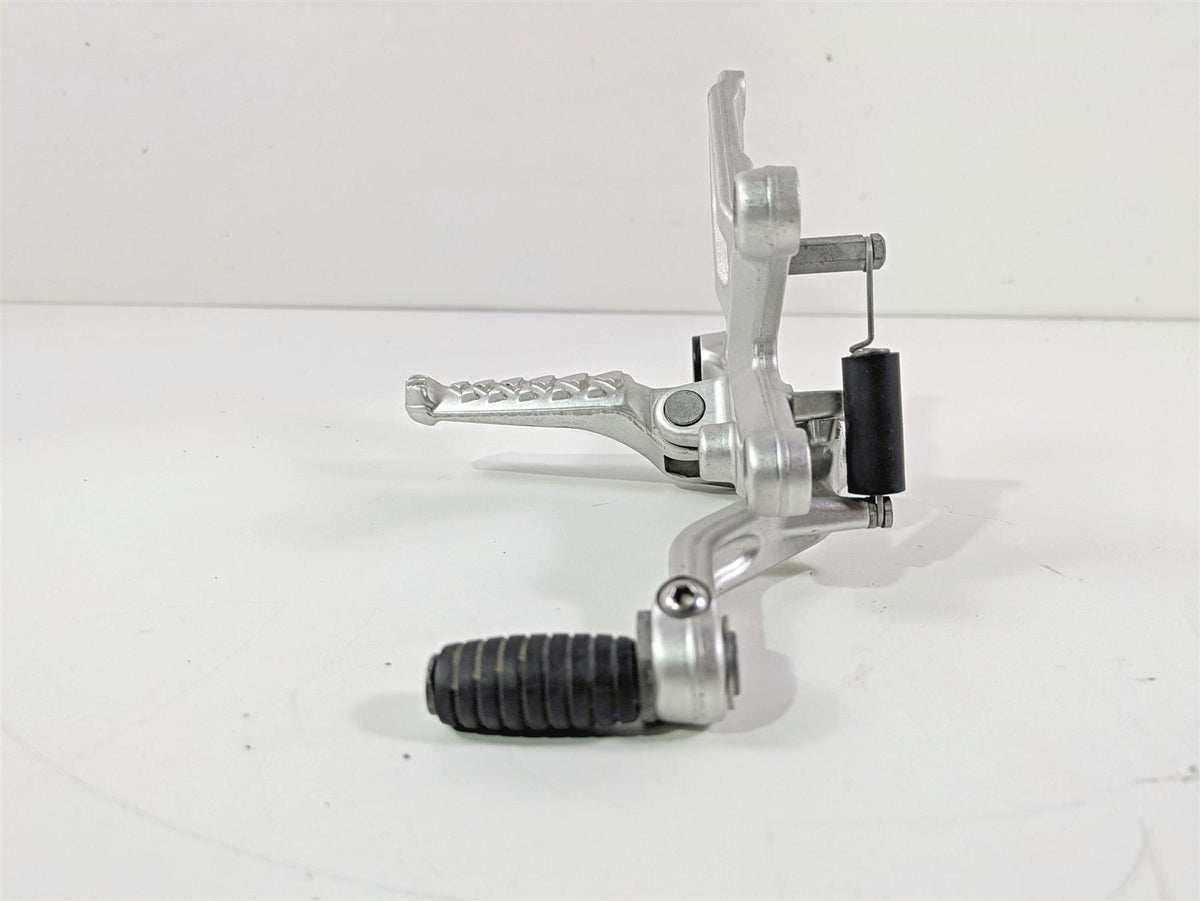 2017 Aprilia RSV 1100 Tuono V4 Factory Right Front Footpeg & Brake Ped 858734 {{ shop.shopifyCountryName }} - Mototech271