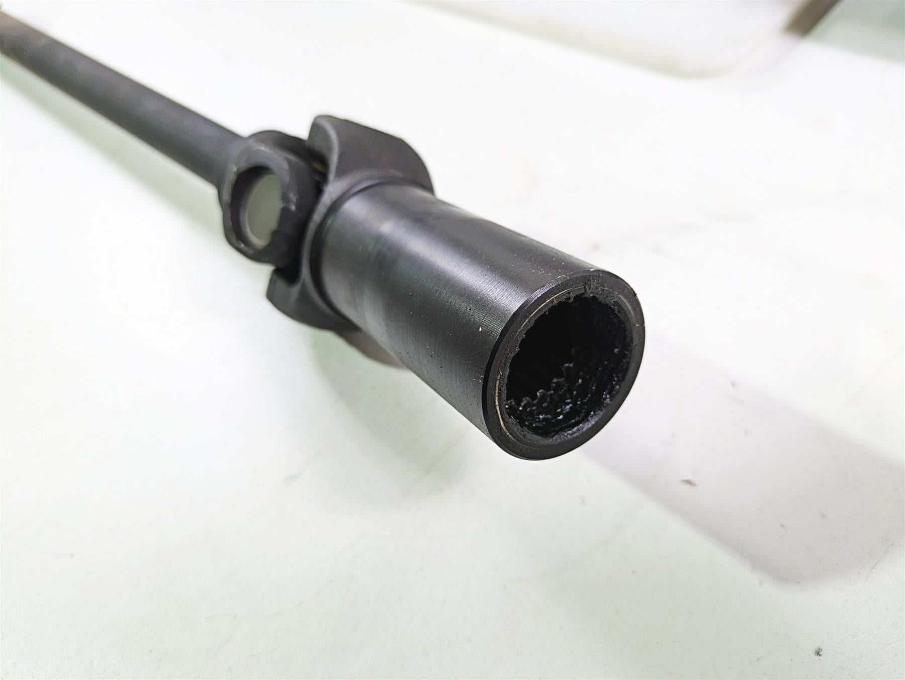 2006 Triumph Rocket 3 Swingarm Differential Drive Shaft T1270200 T1270700 {{ shop.shopifyCountryName }} - Mototech271