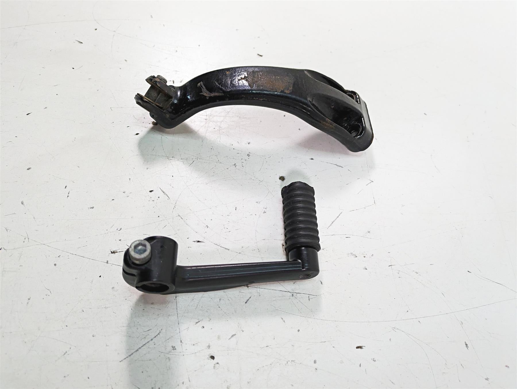 2019 Harley XL883N Sportster Iron Front Left Mid Footpeg Mount Shifter 34721-07 {{ shop.shopifyCountryName }} - Mototech271