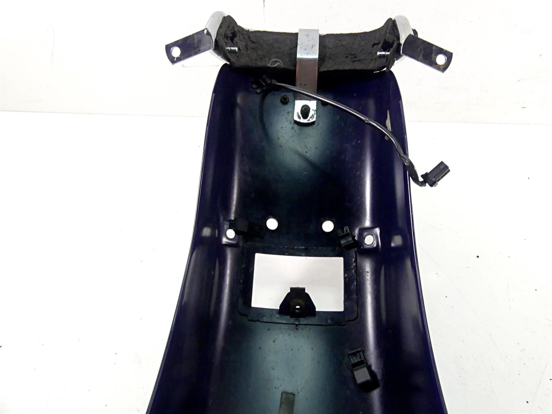 2004 Harley Touring FLHTCUI Electra Glide Rear Fender & Bumper 59579-01B {{ shop.shopifyCountryName }} - Mototech271