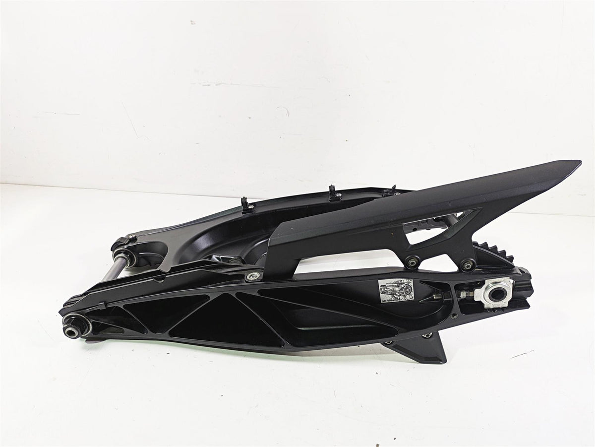 2018 KTM 1290 Super Adv S Swingarm & Axle & Pivot Bolt 6070403004433 {{ shop.shopifyCountryName }} - Mototech271