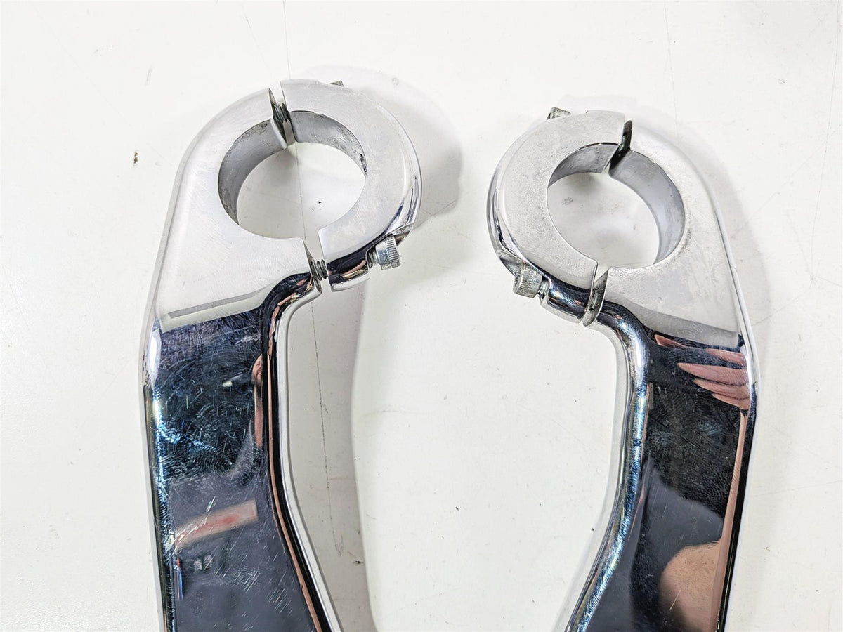 2015 Harley Touring FLTRUSE CVO Road Glide Chrome Front Fairing Mount 47200261-Mototech271