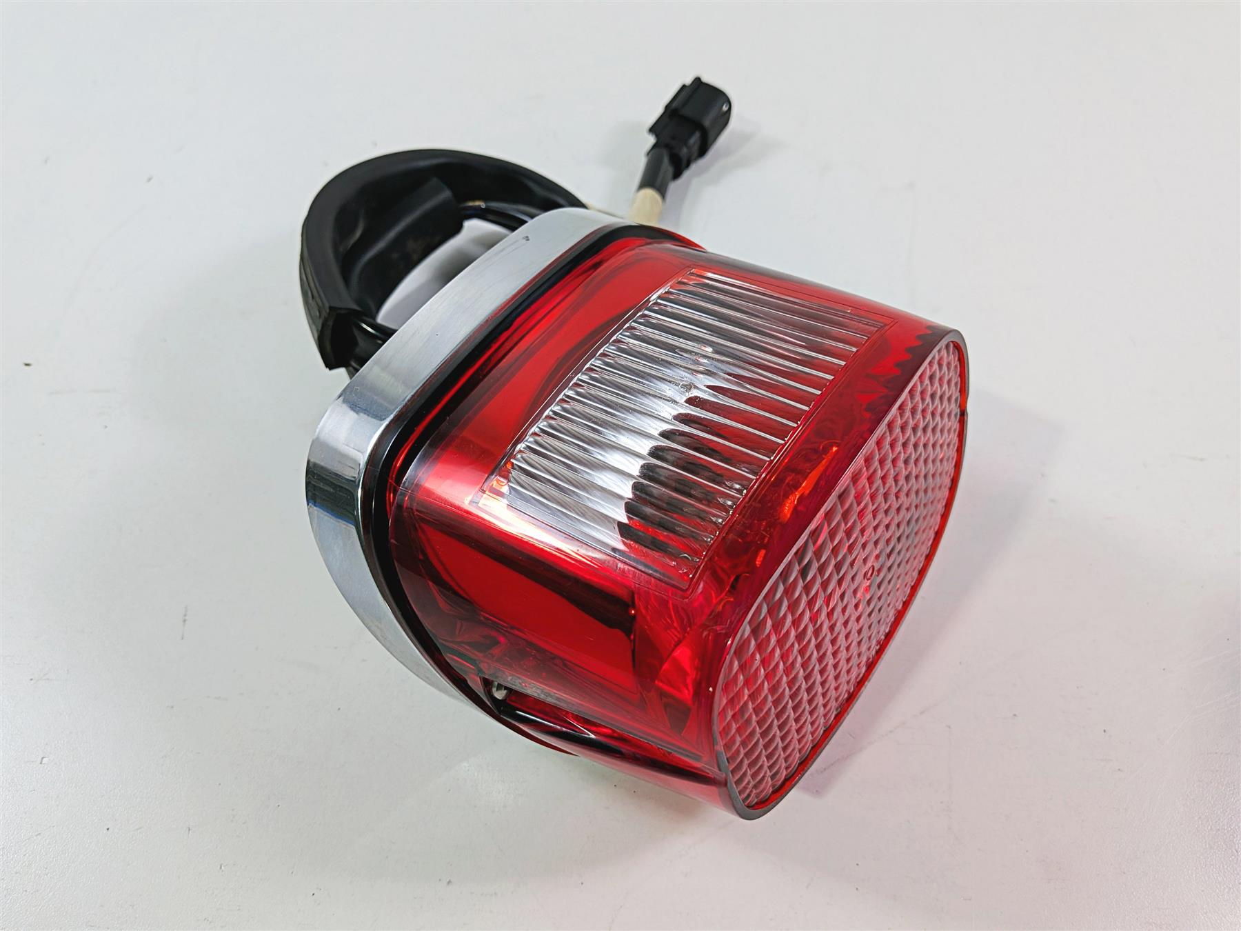 2018 Harley Touring FLHTCU Electra Glide Taillight Tail Light Lamp 68140-04-Mototech271