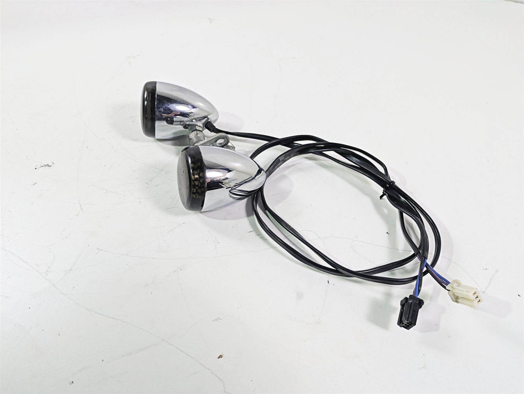 2009 Harley FXDC Dyna Super Glide Smoked Led Front Turn Signal Set 68972-00 {{ shop.shopifyCountryName }} - Mototech271