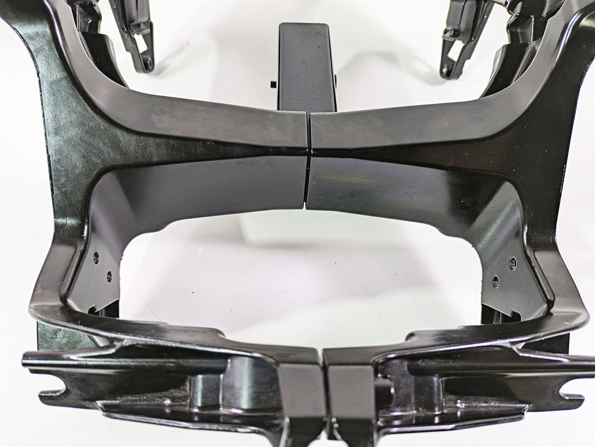 2019 BMW R1250RT K52 Front Fairing Stay Carrier Set 46638529329 46638529330 {{ shop.shopifyCountryName }} - Mototech271