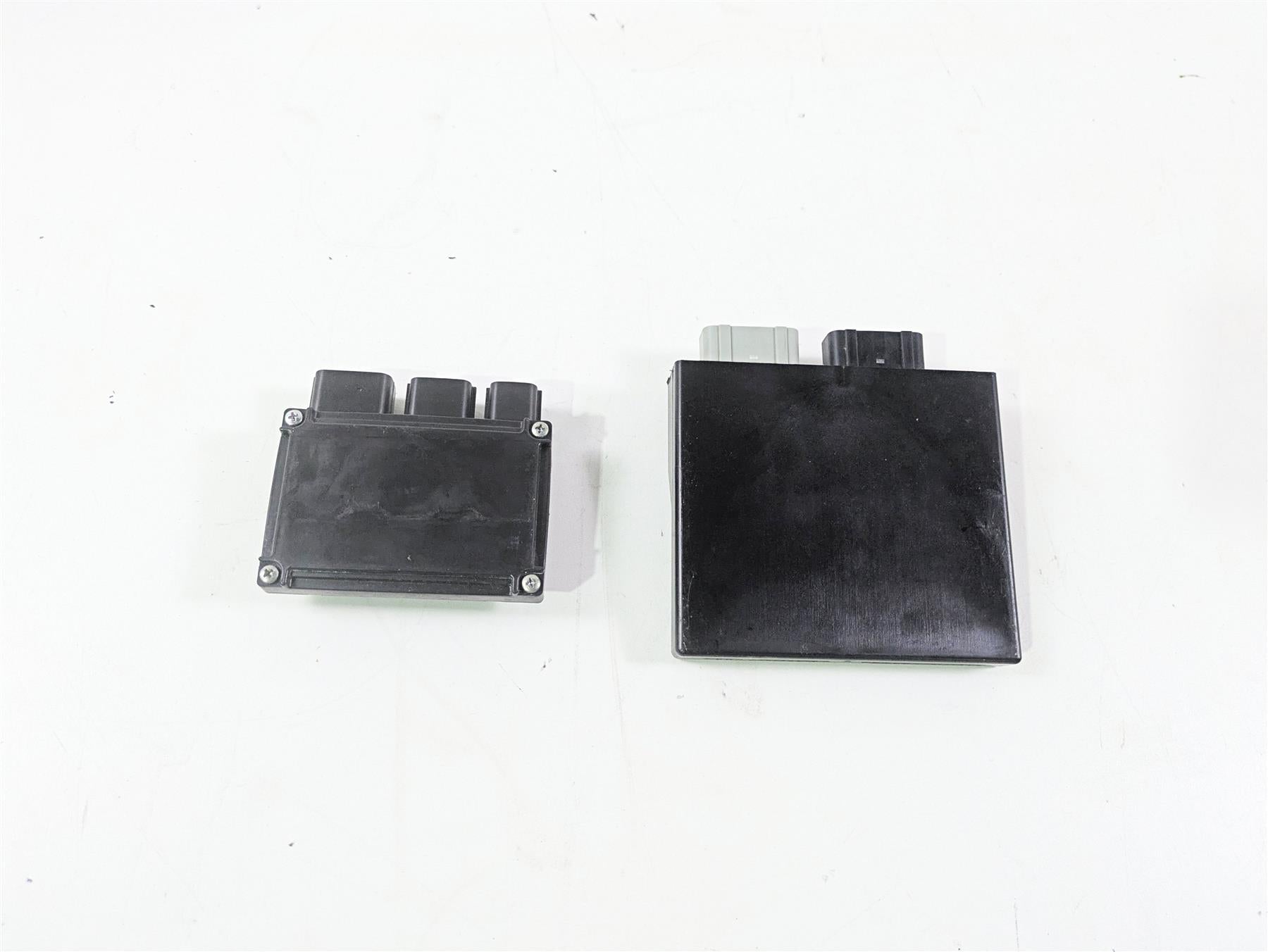 2020 Kawasaki ZX6R ZX636 Ninja Cdi Ecu Ecm Control Module 27002-0028 21175-1395 {{ shop.shopifyCountryName }} - Mototech271