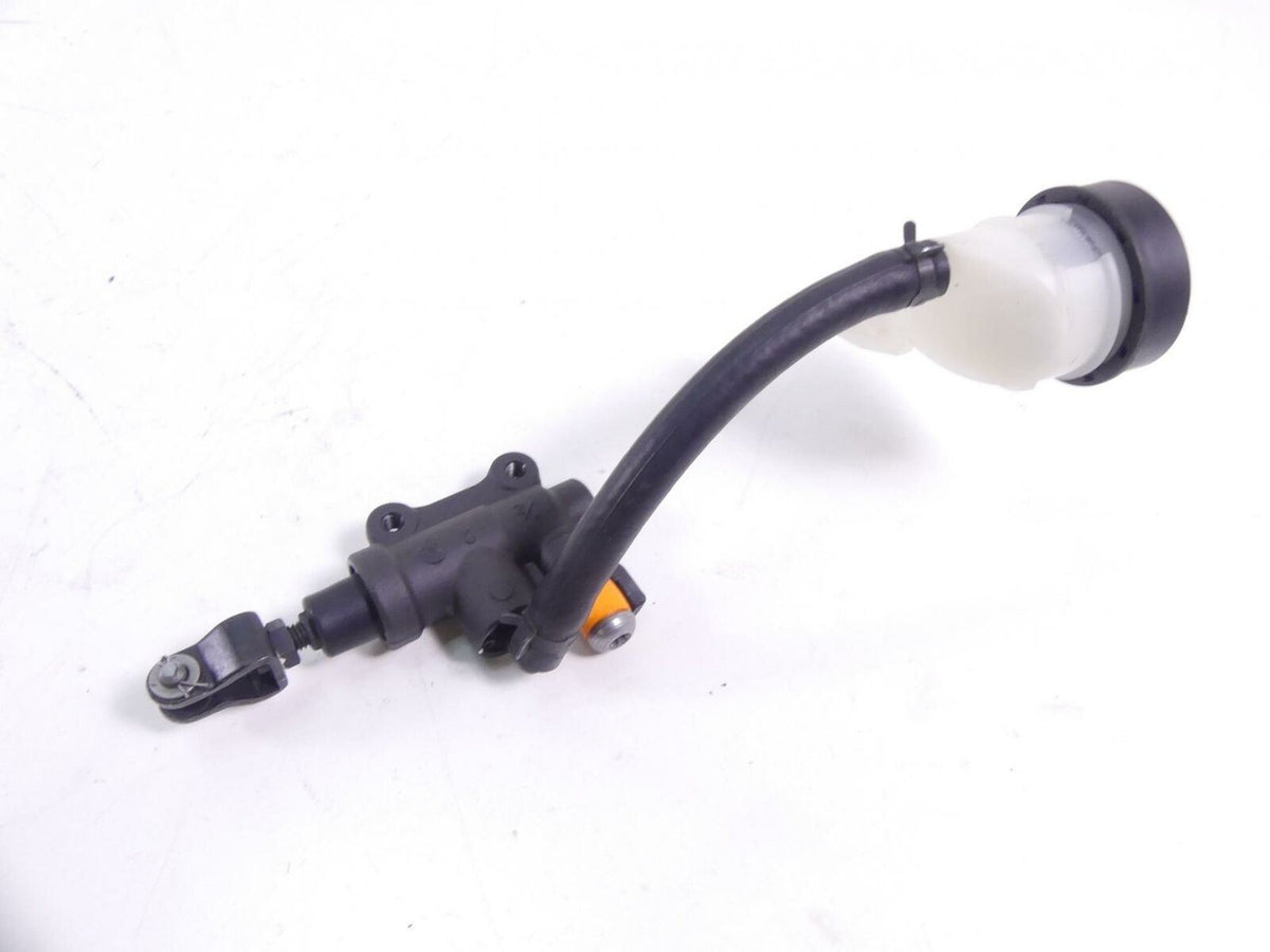 2016 BMW R1200R K53 Rear Nissin Brake Master Cylinder 1/2" 34318522398 {{ shop.shopifyCountryName }} - Mototech271