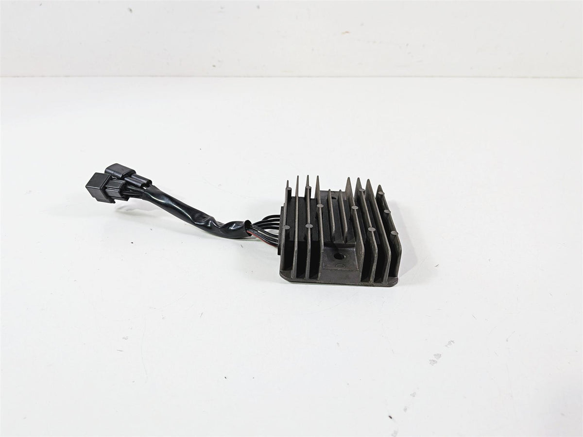 2006 Suzuki C90 VL1500T Boulevard Rectifier Voltage Regulator 32800-47H00 {{ shop.shopifyCountryName }} - Mototech271