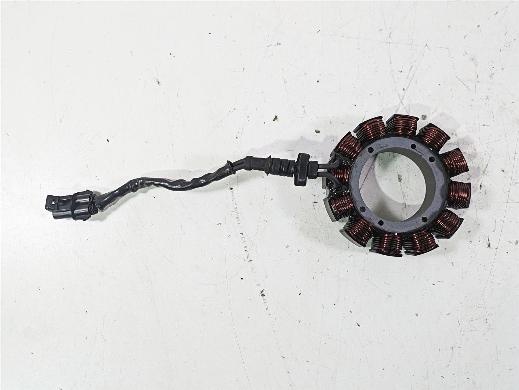 2003 Harley Touring FLHTCUI 100TH E-Glide Stator Alternator Generator 29987-02A {{ shop.shopifyCountryName }} - Mototech271