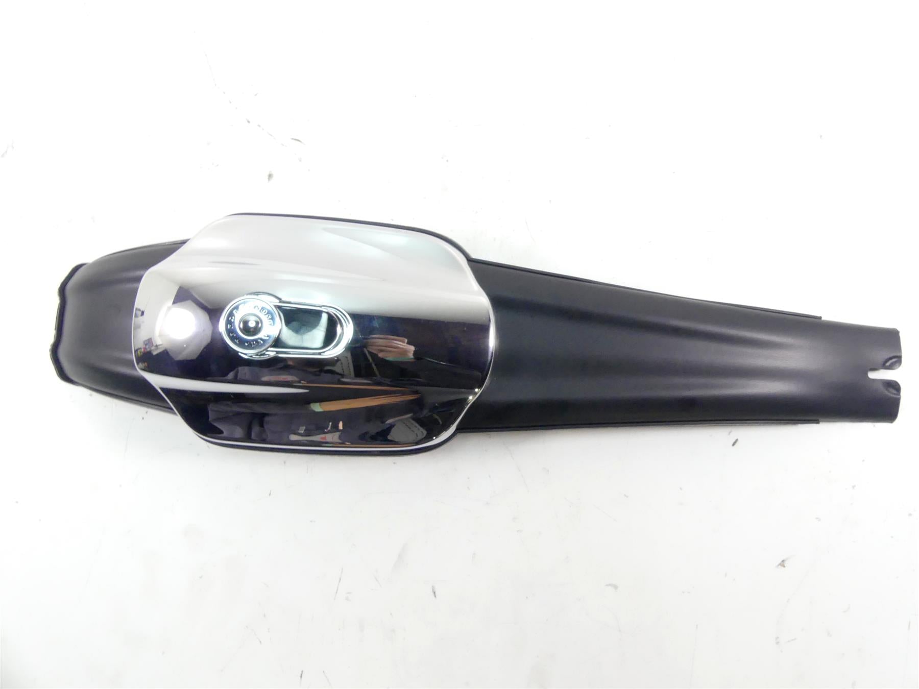 2017 Harley Softail FXSB Breakout Fuel Gas Tank Chrome Top Cover Panel 70900323A {{ shop.shopifyCountryName }} - Mototech271