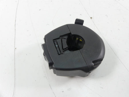 2019 Indian Motorcycle Co. FTR1200 Right Hand Start Kill Control Switch 2414355 {{ shop.shopifyCountryName }} - Mototech271