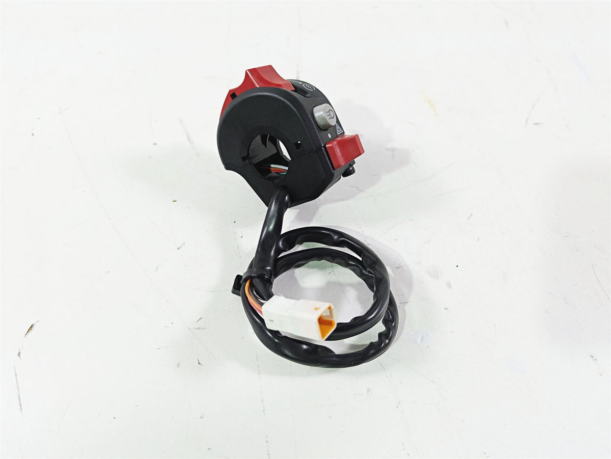 2023 Ducati Monster 937 SP Right Hand Start Kill Control Switch 65010283B {{ shop.shopifyCountryName }} - Mototech271