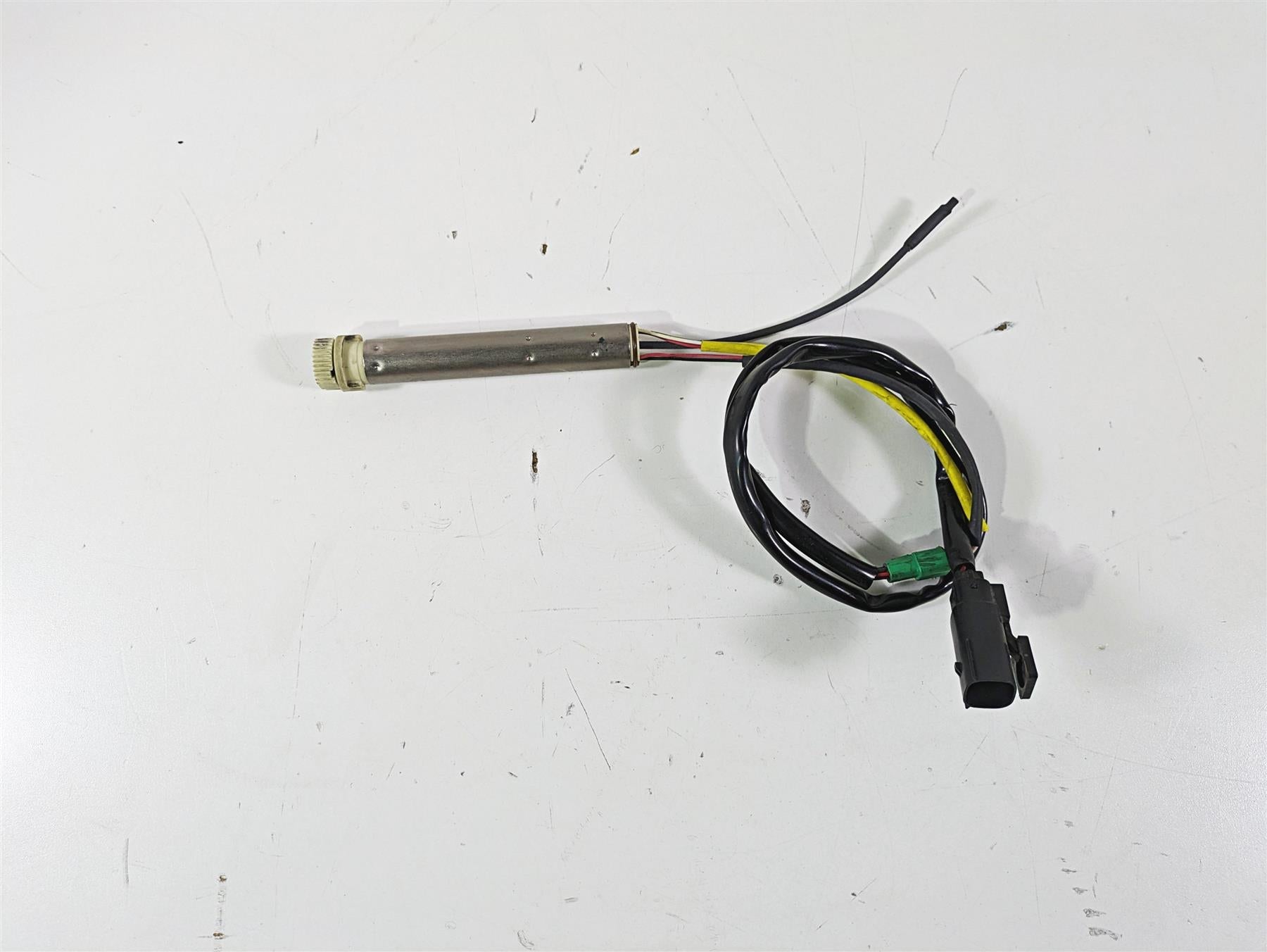 2008 Harley Touring FLHTCU E-Glide 105TH Ride By Wire Throttle Sensor 32305-08A {{ shop.shopifyCountryName }} - Mototech271