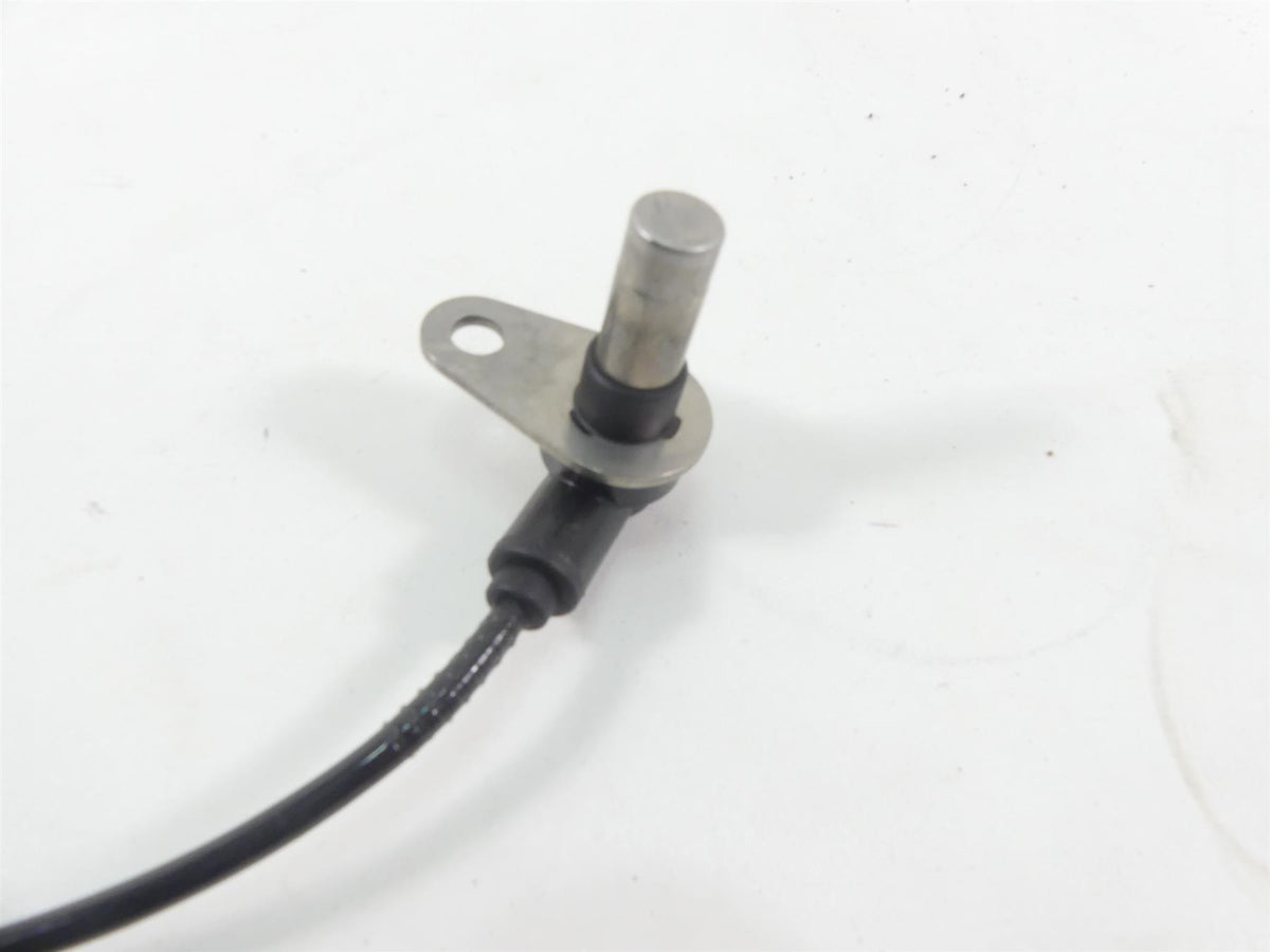 2015 Triumph 1050 Speed Triple R Front Abs Brake Wheel Speed Sensor T2024443 {{ shop.shopifyCountryName }} - Mototech271