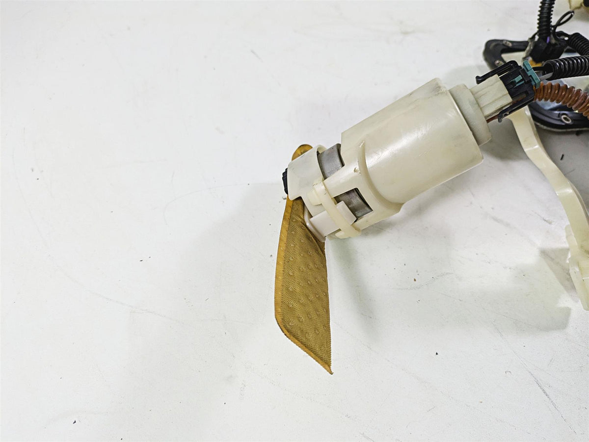 2008 Harley FLSTSB Cross Bones Fuel Gas Petrol Pump - Tested 75252-08 75284-08A {{ shop.shopifyCountryName }} - Mototech271