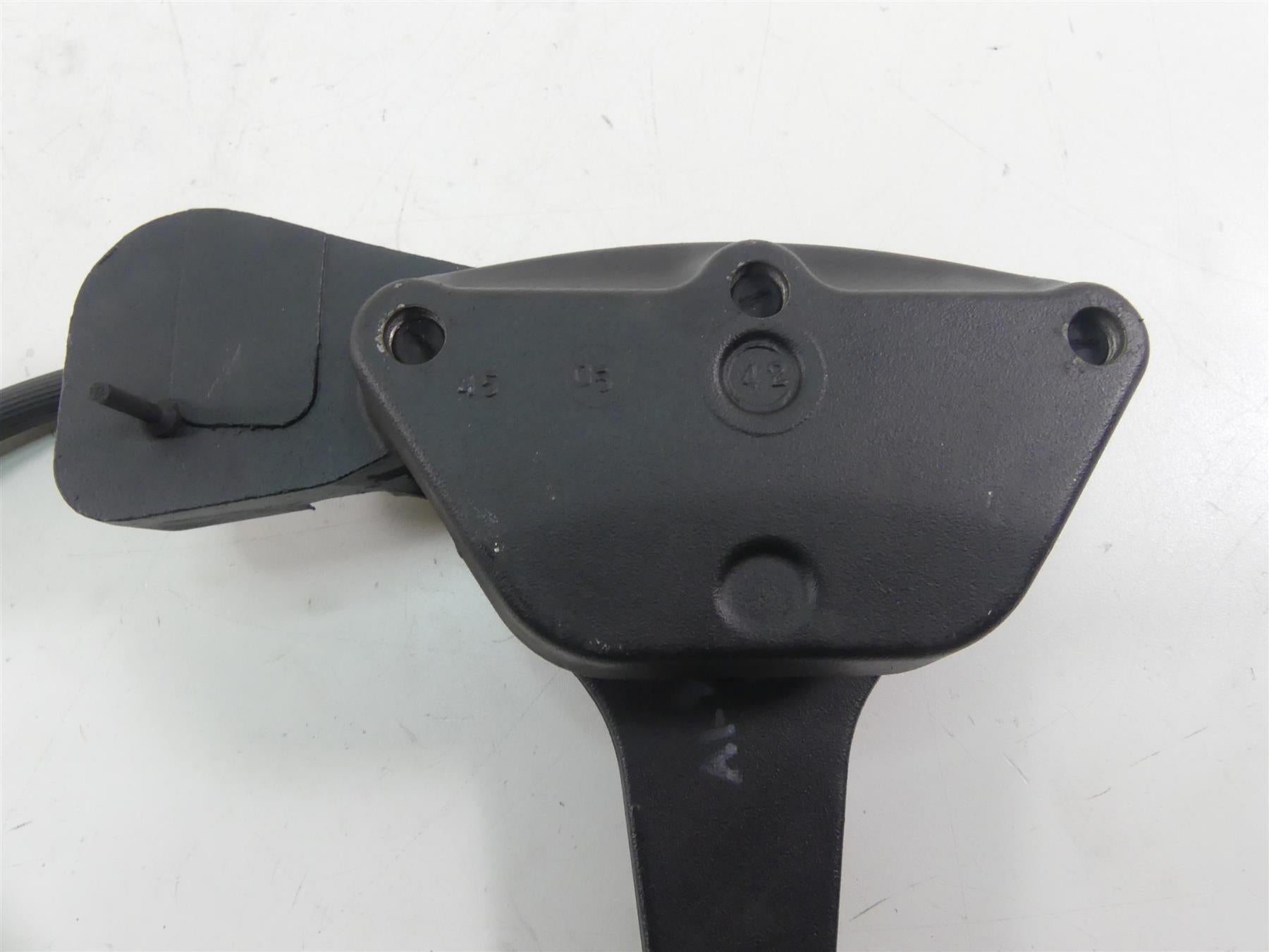 2005 Harley Dyna FXDLI Low Rider Rear Brake Caliper 3/4" 44017-00D {{ shop.shopifyCountryName }} - Mototech271