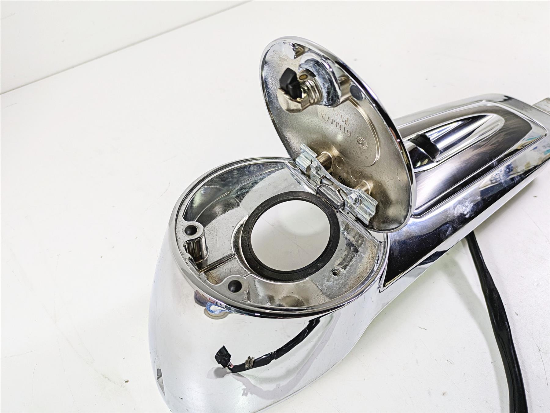 2017 Harley Touring FLHTKSE CVO E-Glide Upper Fuel Tank Dash Cover 61270-08 {{ shop.shopifyCountryName }} - Mototech271