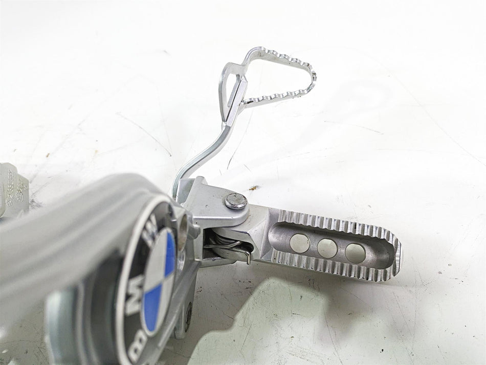 2004 BMW R1150GS R21 Left Right Front Footpeg & Brake Pedal Set 46712335597 {{ shop.shopifyCountryName }} - Mototech271