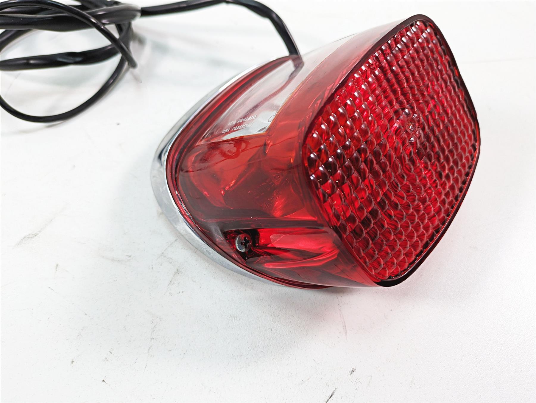1986 Harley Sportster XLH 883 Taillight Tail Light & Wiring - Read 68008-73B {{ shop.shopifyCountryName }} - Mototech271