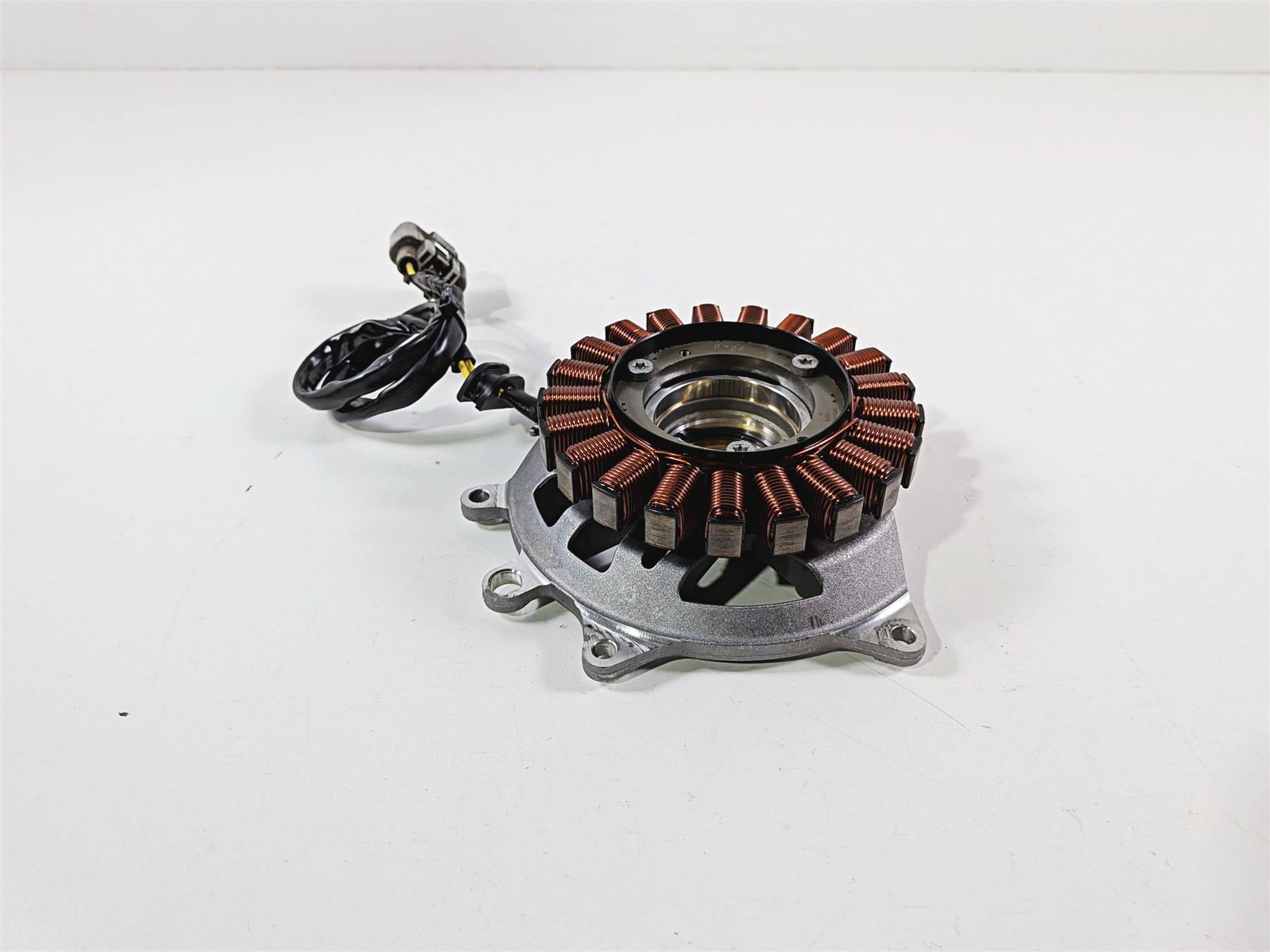 2019 BMW R1250GS K50 Stator Alternator Generator Magneto & Mount 12318406639 {{ shop.shopifyCountryName }} - Mototech271