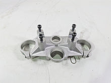 Load image into Gallery viewer, 2016 BMW R1200RS K54 Upper Triple Tree Steering Clamp 31428525324 | Mototech271
